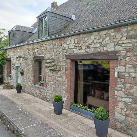 Les Arpents Verts Momignies Exterior foto